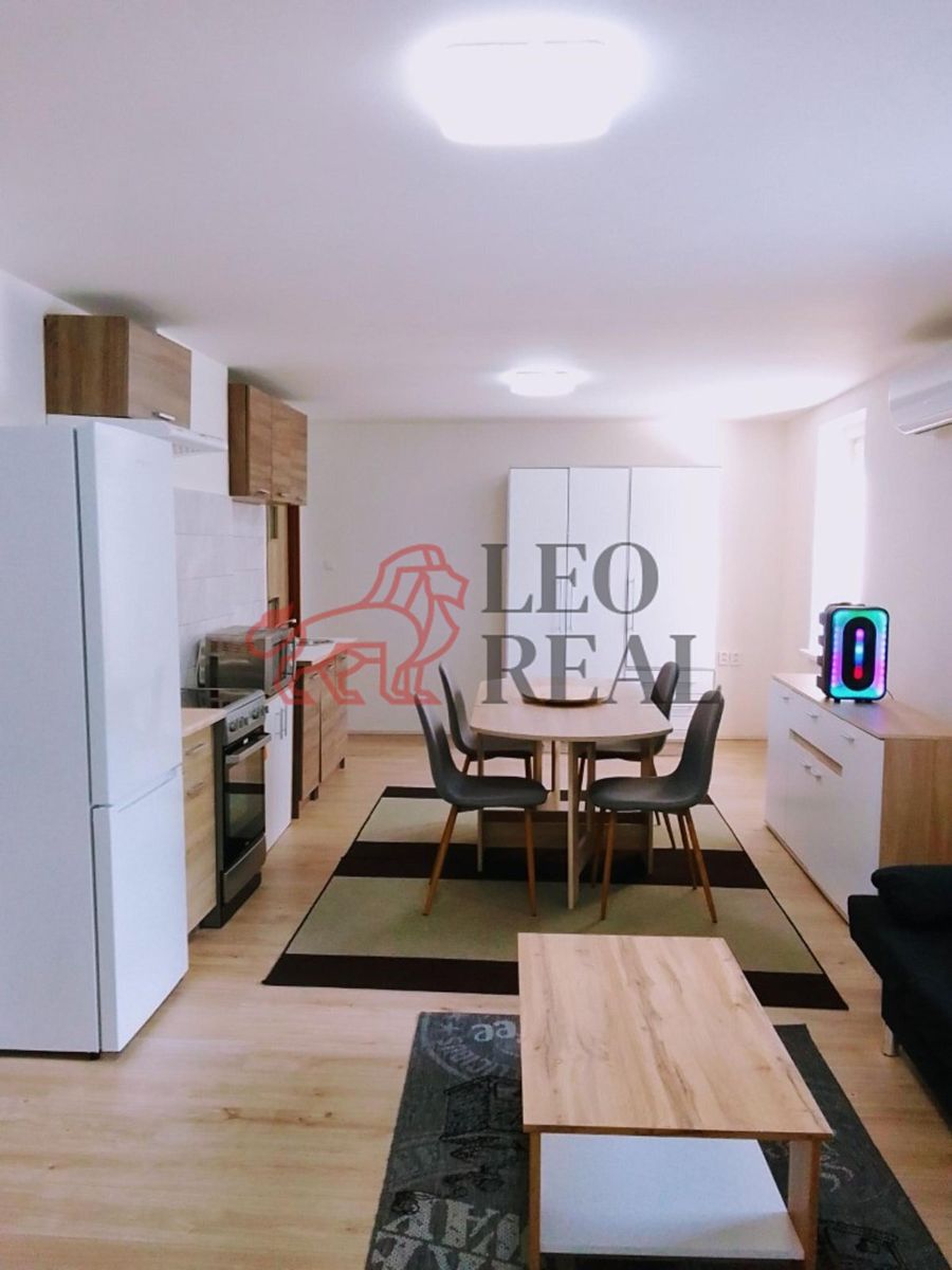 Pronájem bytu 2+1 51 m²