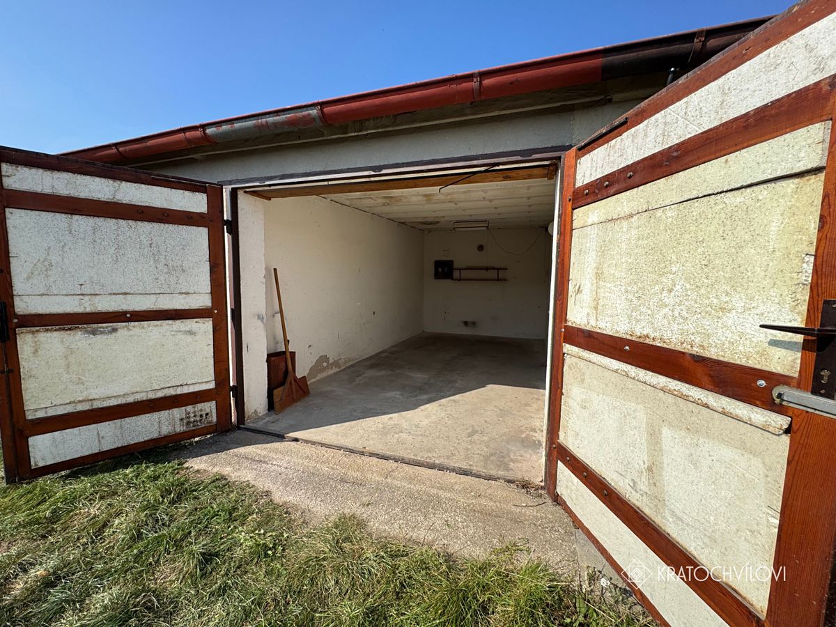 Prodej garáže 16 m² – fotografie 5