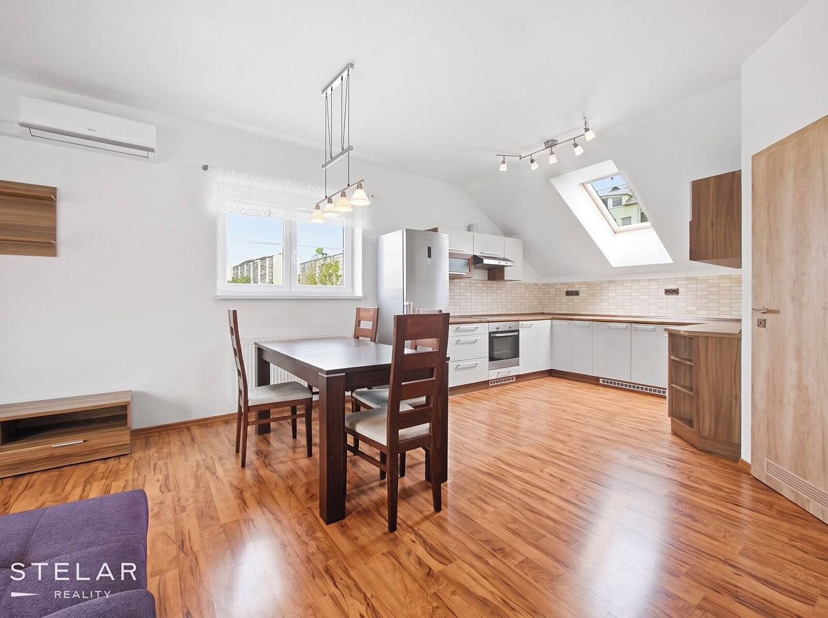 Pronájem bytu 3+kk 101 m² – fotografie 4