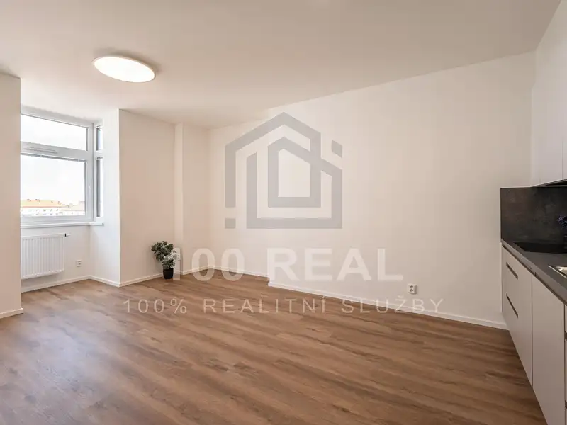 Pronájem bytu 2+kk 44 m², Pardubice – náhled fotky 2