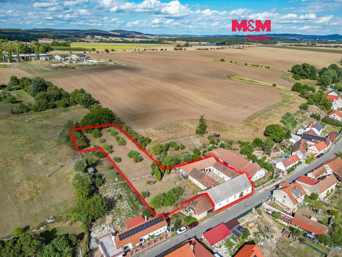 Prodej zemědělské usedlosti 173 m², pozemek 3676 m², Štěkeň – fotka 1 z 3