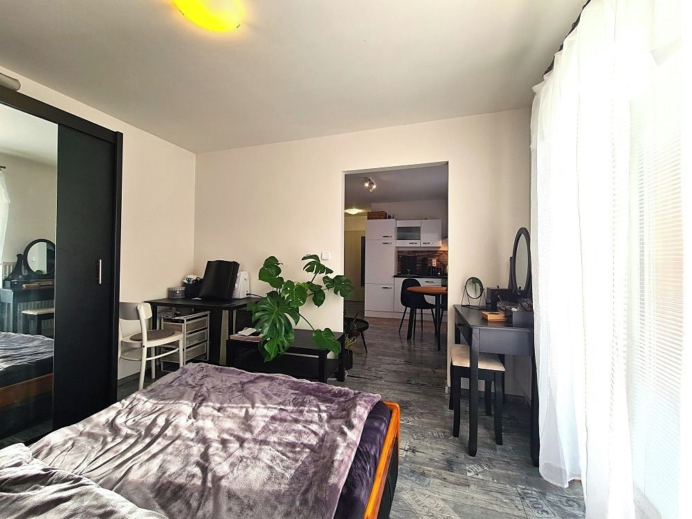 Pronájem bytu 2+kk 42 m² – fotografie 5