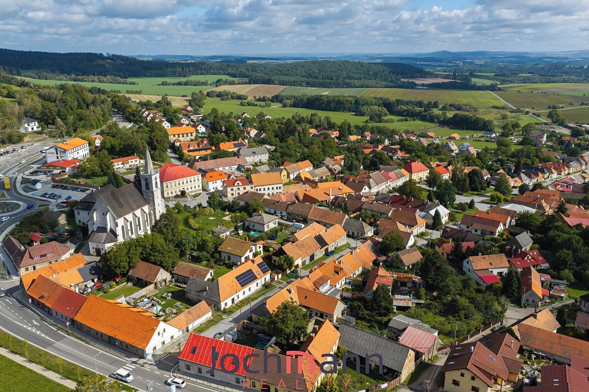 Prodej rodinného domu 192 m², pozemek 456 m² – fotografie 3