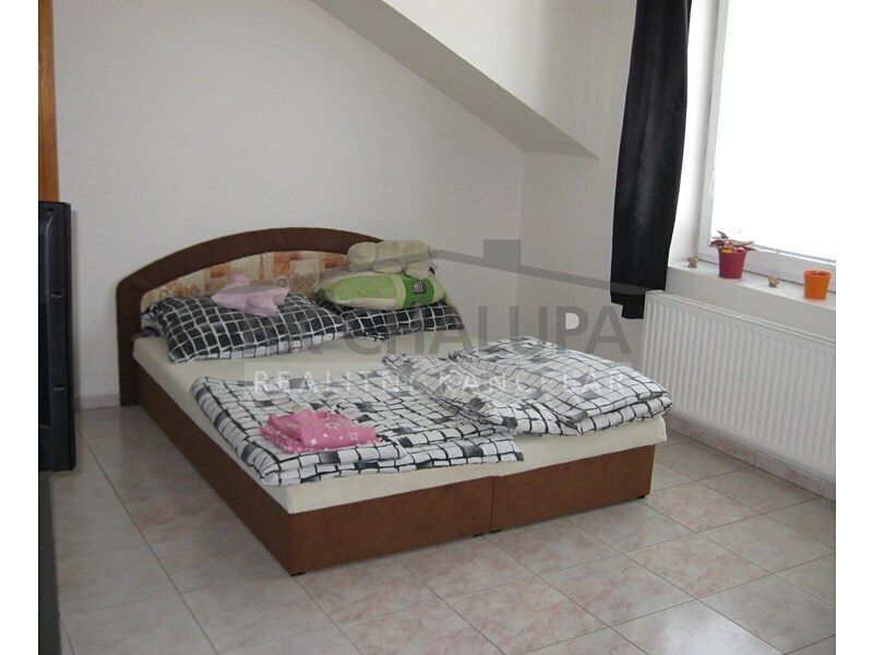 Pronájem bytu 2+1 54 m² – fotografie 2
