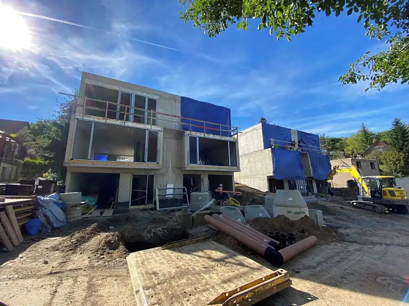 Prodej rodinného domu 193 m², pozemek 252 m², Praha – náhled fotky 2