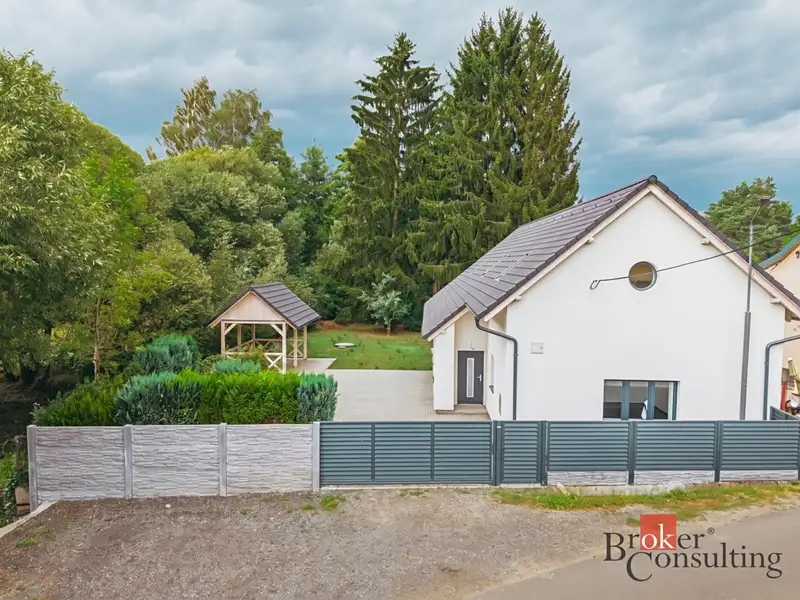 Prodej rodinného domu 180 m², pozemek 486 m², Stod – náhled fotky 1