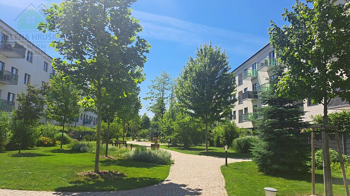 Pronájem bytu 2+kk 44 m²
