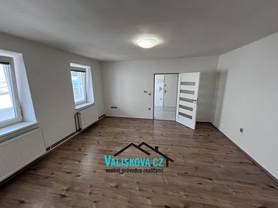 Pronájem bytu 1+kk 40 m²