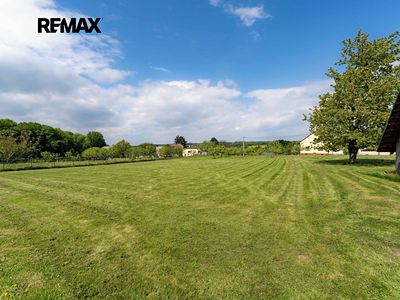 Prodej stavebního pozemku 2193 m²