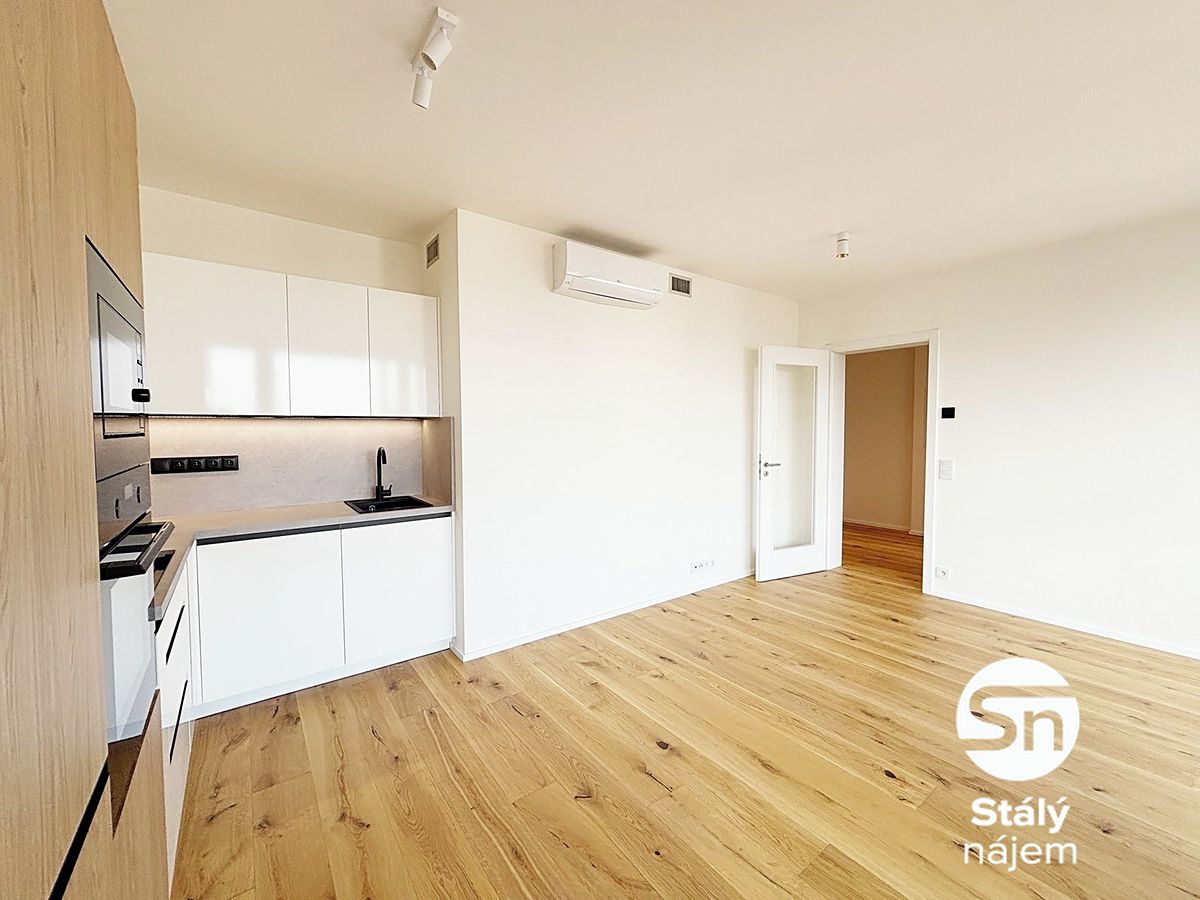 Pronájem bytu 2+kk 51 m² – fotografie 2