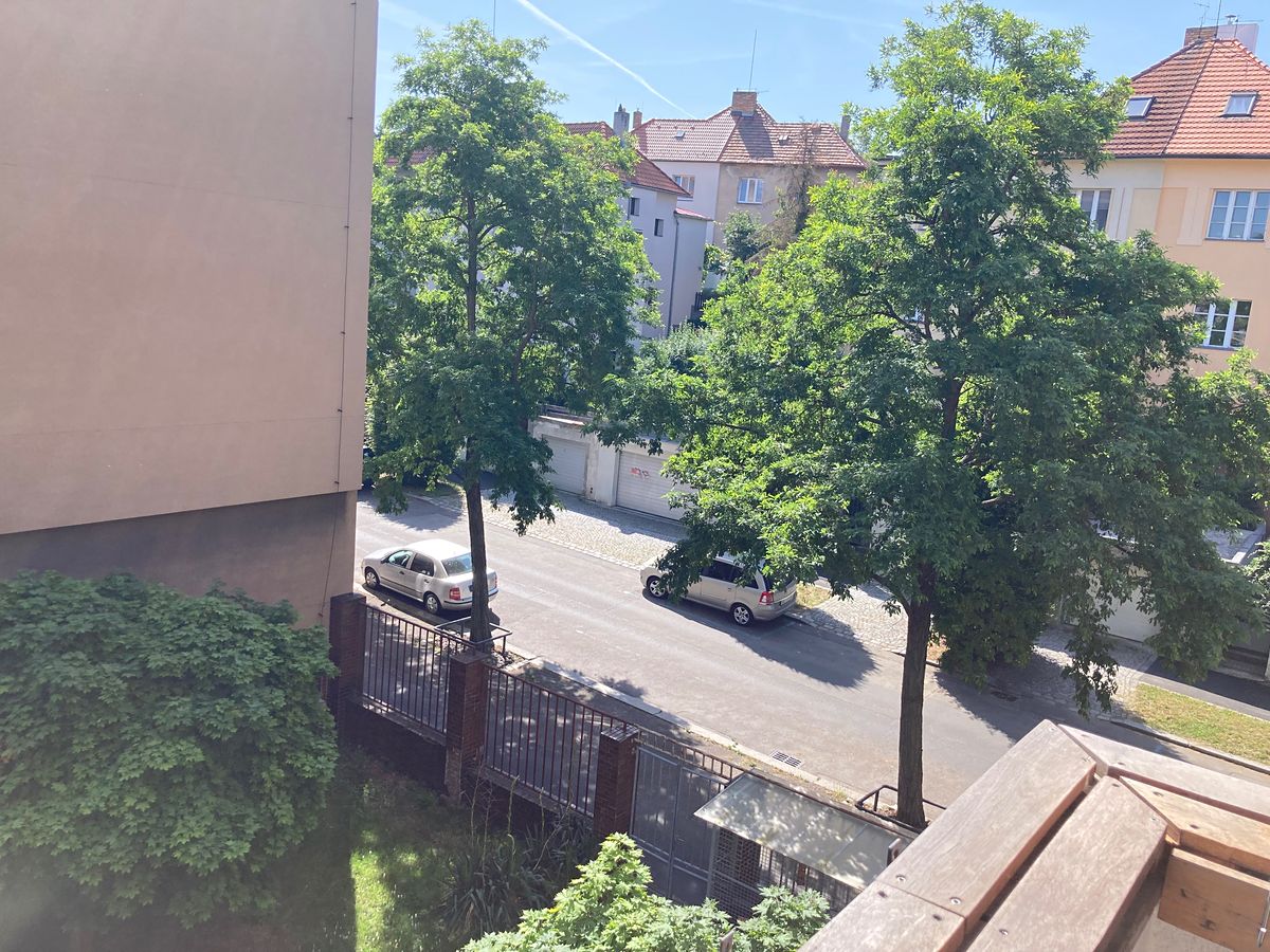 Pronájem bytu 2+kk 50 m² – fotografie 2