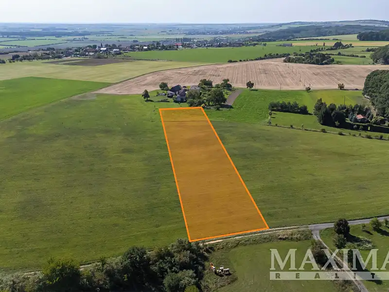 Prodej pole 6050 m², Lhotky – náhled fotky 1