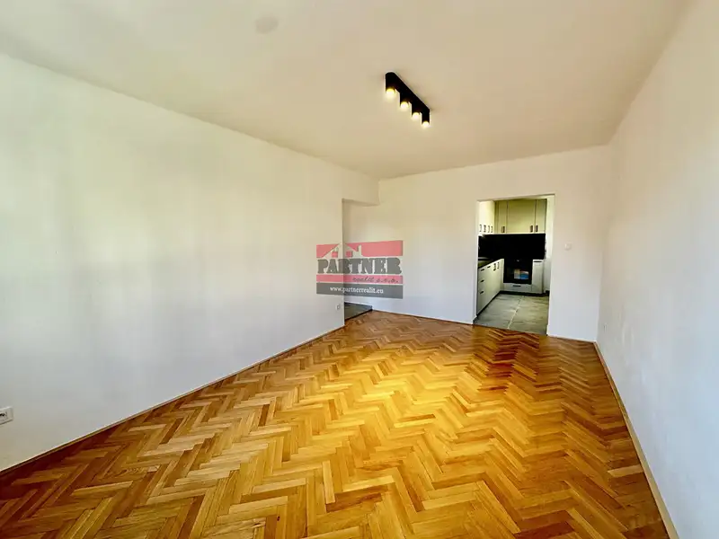 Pronájem bytu 3+1 71 m², Tábor – náhled fotky 3