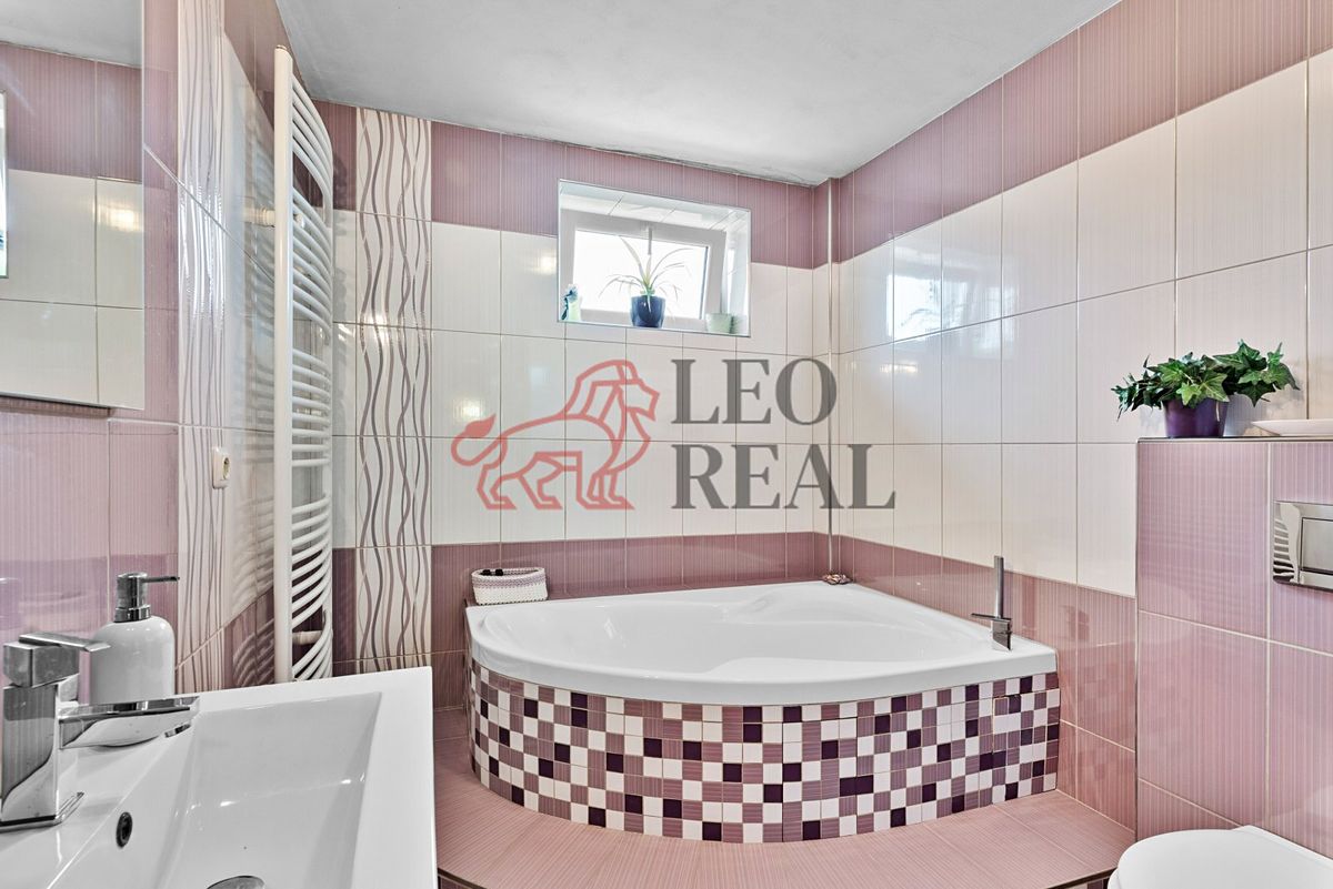Prodej rodinného domu 160 m², pozemek 279 m² – fotografie 4