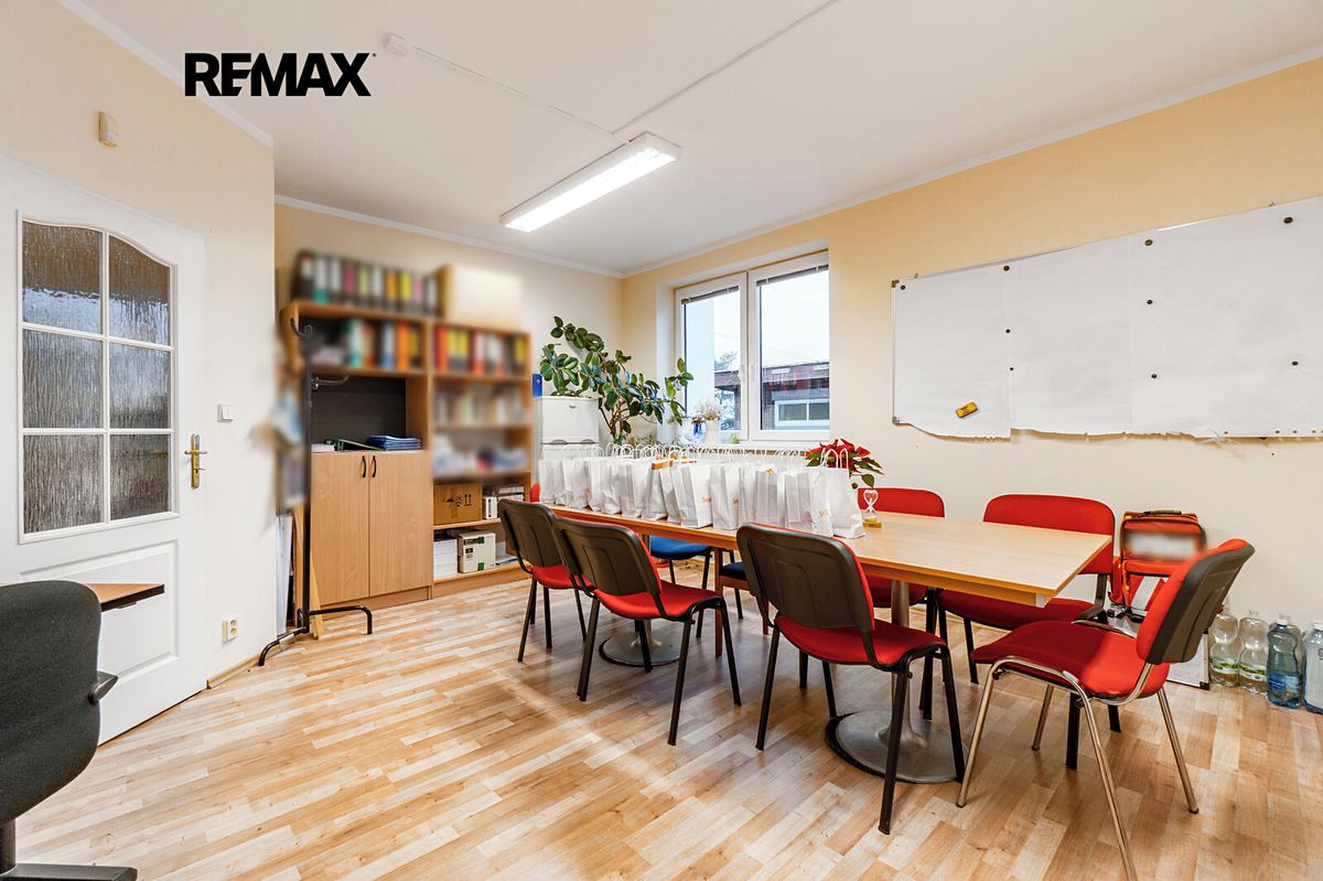 Prodej kanceláře 253 m² – fotografie 4