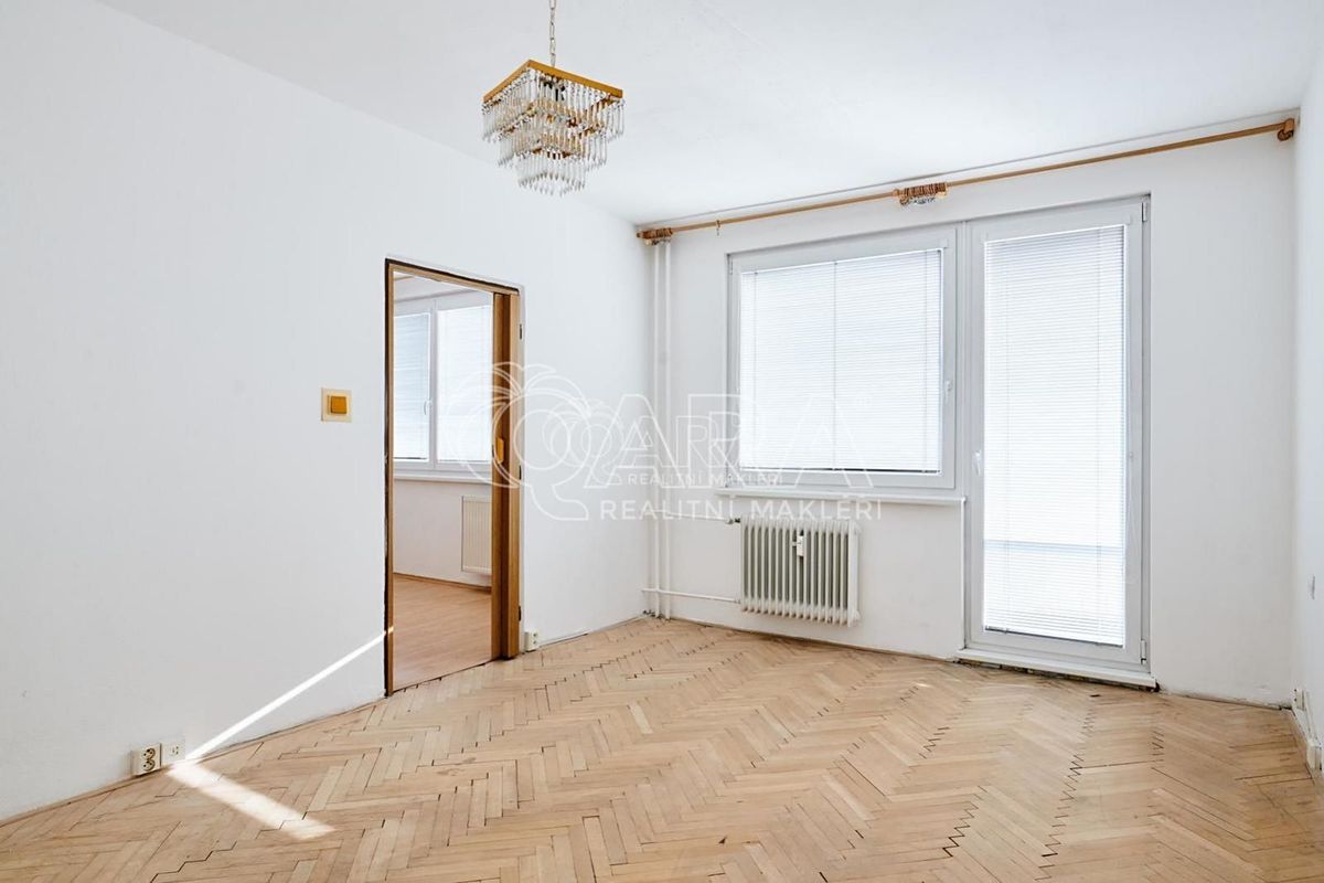 Pronájem bytu 1+1 37 m² – fotografie 2