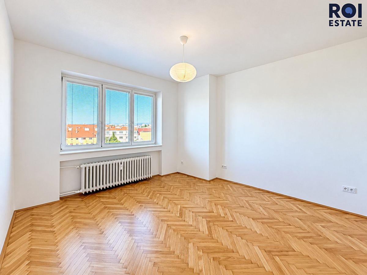 Pronájem bytu 3+kk 58 m² – fotografie 2