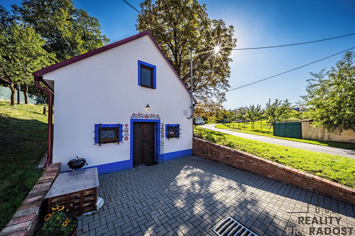Prodej vinného sklepa 90 m², Domanín – fotka 1 z 3