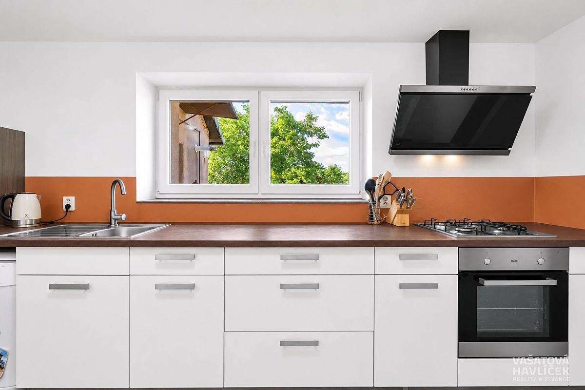 Prodej rodinného domu 104 m², pozemek 1077 m², Přelouč – fotka 1 z 3