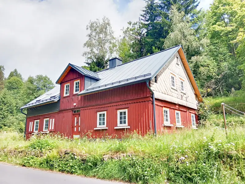 Prodej chalupy 180 m², pozemek 275 m², Kraslice – náhled fotky 1