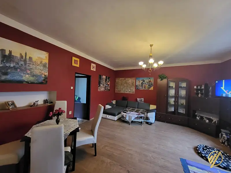 Prodej rodinného domu 290 m², pozemek 991 m², Nymburk – náhled fotky 3