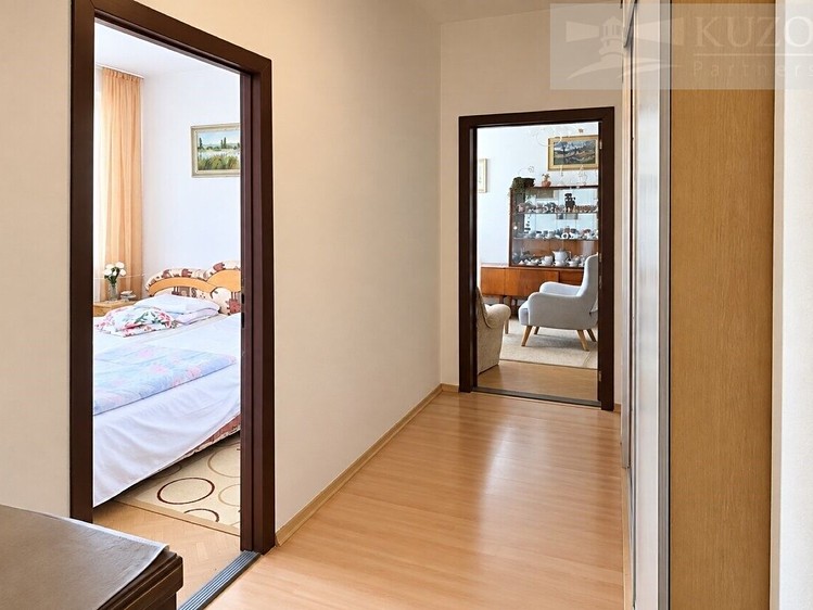 Prodej bytu 2+kk, 43 m² (6 z 10)