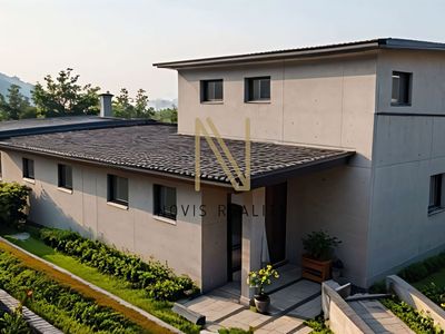 Prodej rodinného domu 200 m², pozemek 869 m²