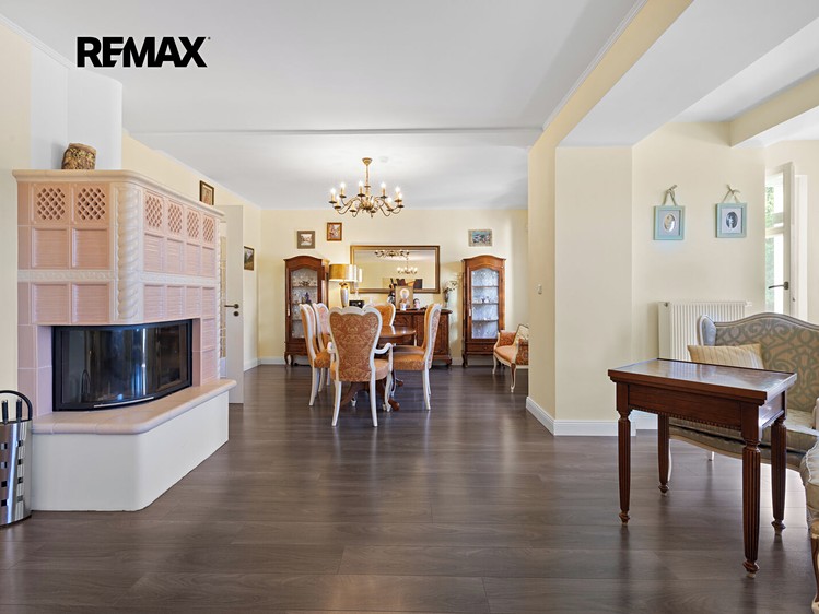 Prodej domu, 321 m² (3 z 32)