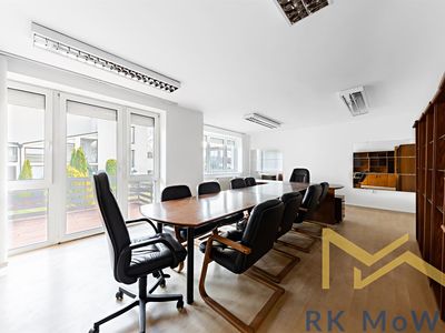 Pronájem kanceláře 273 m²