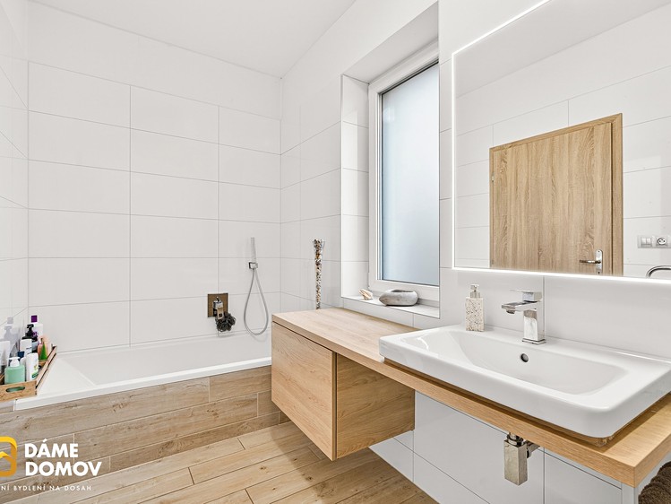 Prodej domu, 225 m² (18 z 37)