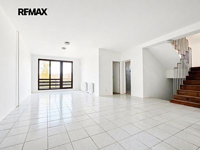 Prodej rodinného domu 290 m², pozemek 456 m²