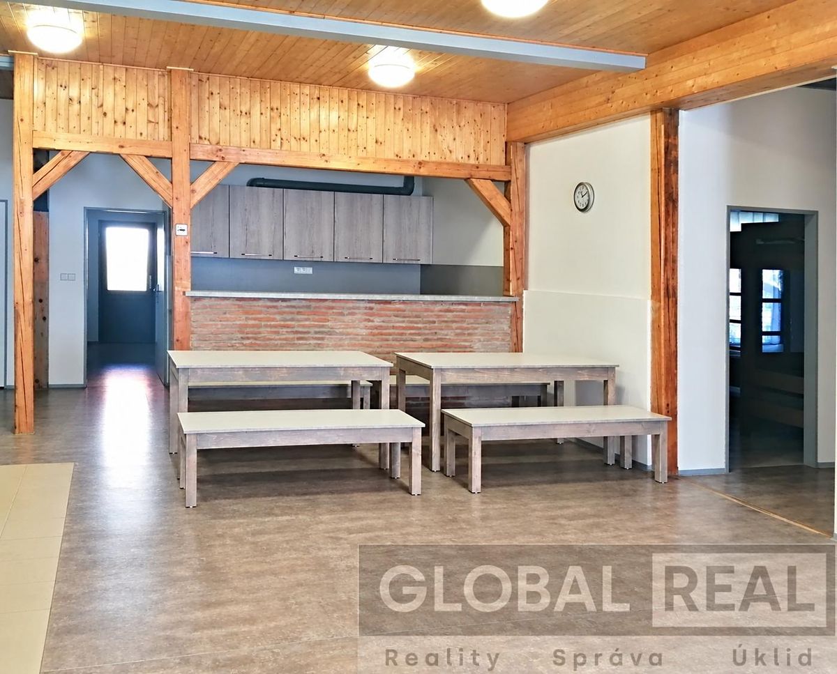 Pronájem ubytovacího zařízení 310 m²