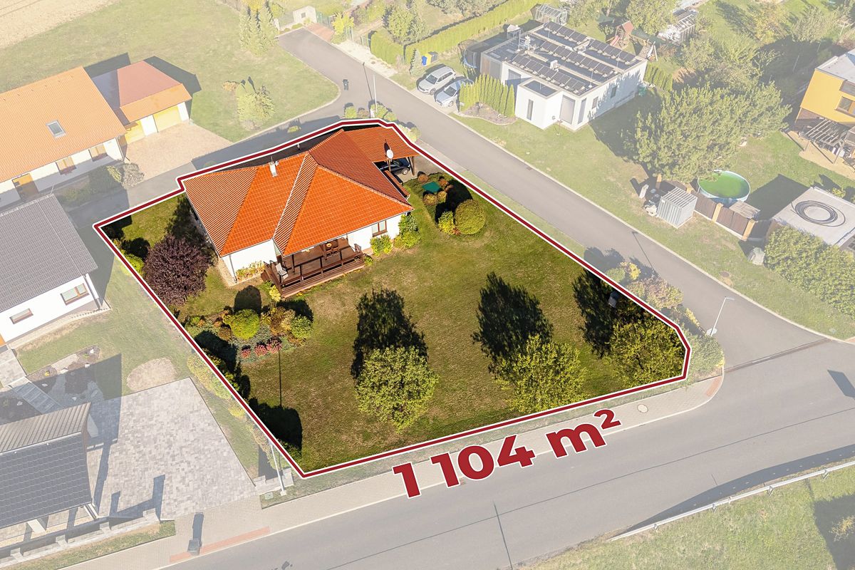 Prodej rodinného domu 150 m², pozemek 1104 m² – fotografie 3