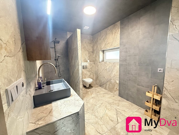 Pronájem bytu 2+kk, 62 m² (5 z 5)