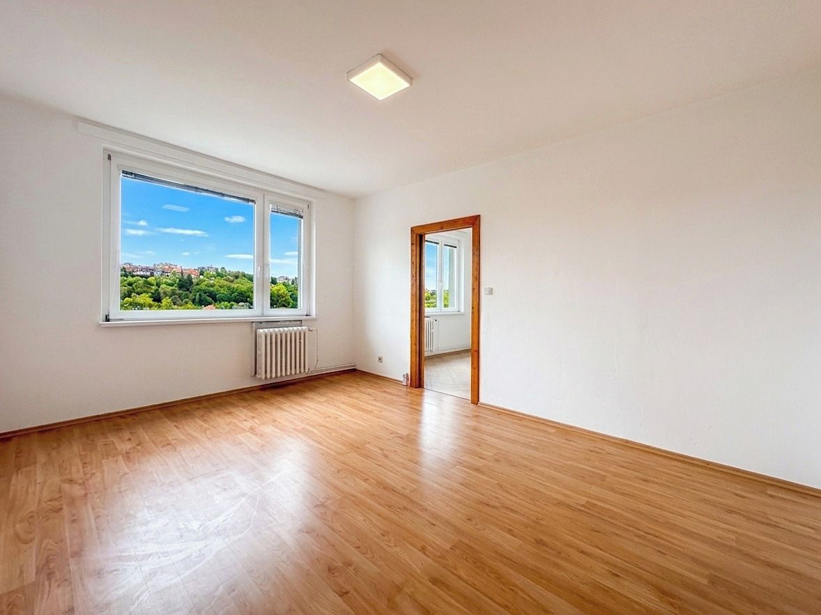 Pronájem bytu 3+1 69 m² – fotografie 2