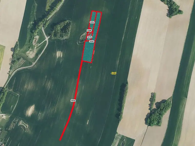 Prodej pole 16432 m², Hať – náhled fotky 1