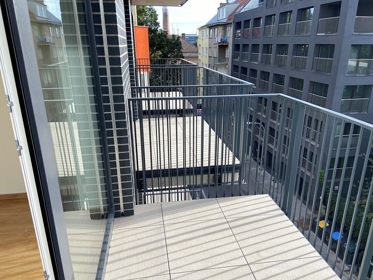 Pronájem bytu 1+kk 34 m² – fotografie 5