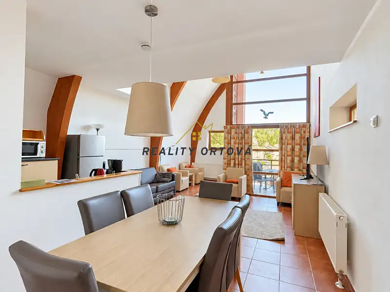 Prodej bytu 4+kk 95 m², Lipno nad Vltavou – náhled fotky 2