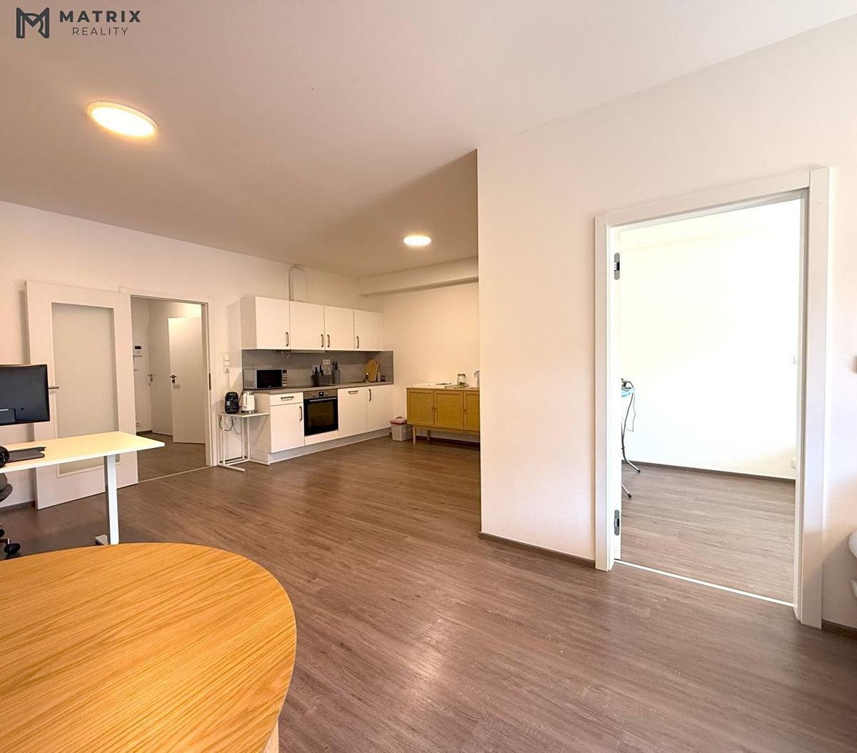 Pronájem bytu 2+kk 76 m² – fotografie 3