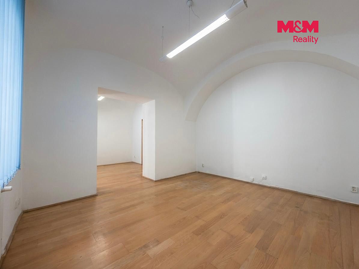 Pronájem obchodního prostoru 30 m² – fotografie 3
