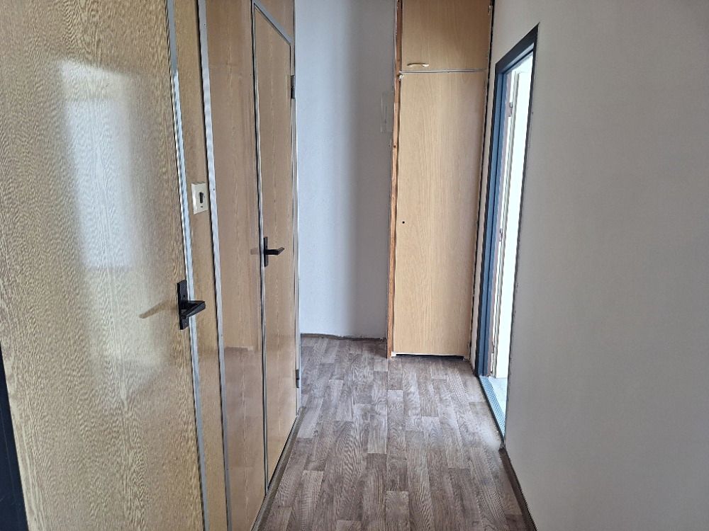Pronájem bytu 2+kk 41 m² – fotografie 3