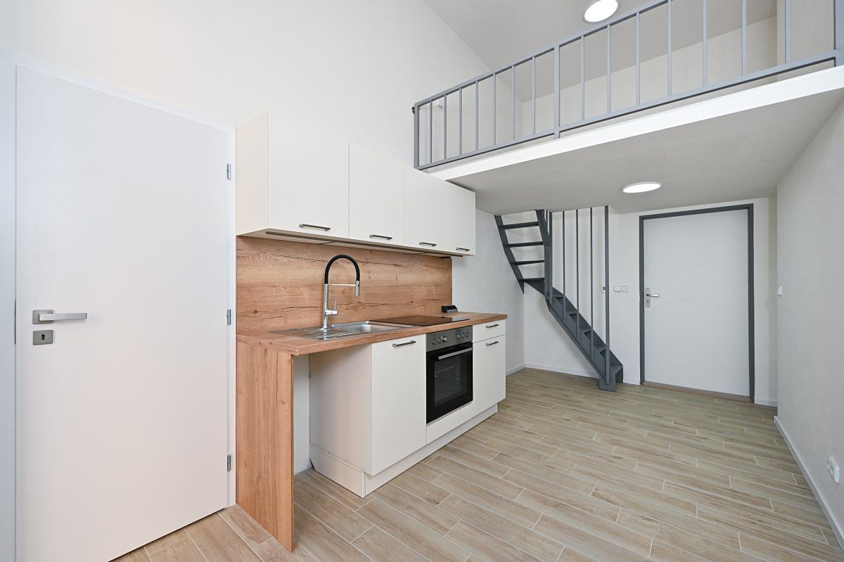Pronájem bytu 1+kk 22 m² – fotografie 4