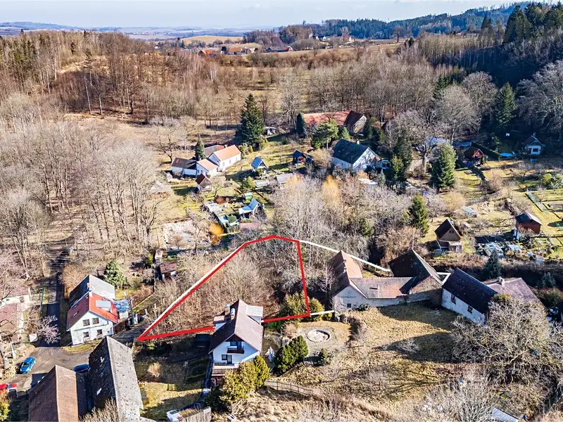 Prodej stavebního pozemku 800 m², Votice – náhled fotky 1