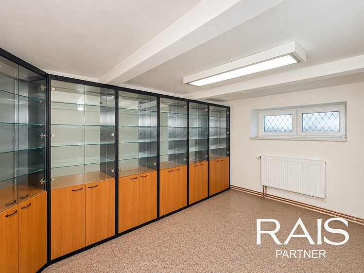 Комерційне приміщення на продаж, 235 м² (11 з 13)