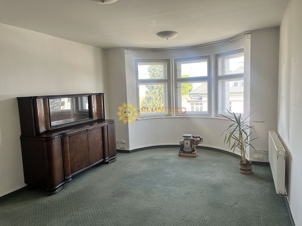 Pronájem bytu 2+1 55 m² – fotografie 2