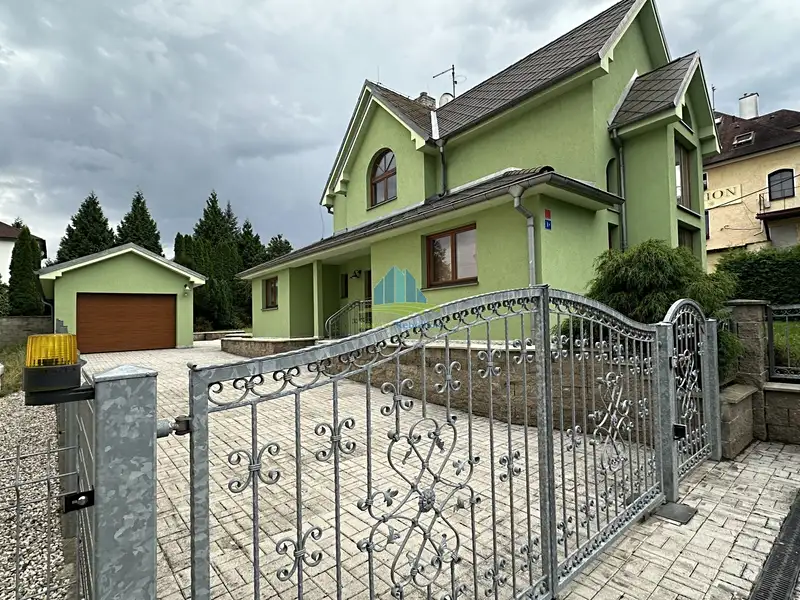 Prodej rodinného domu 135 m², pozemek 766 m², Františkovy Lázně – náhled fotky 1