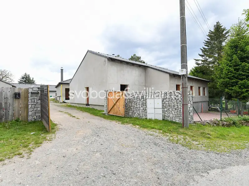 Prodej rodinného domu 494 m², pozemek 3750 m², Příbram – náhled fotky 3