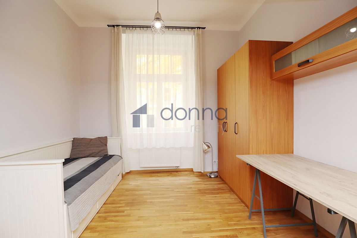 Pronájem bytu 1+kk 27 m²