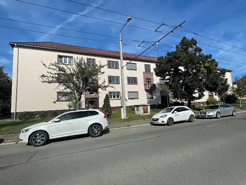 Pronájem bytu 2+1 55 m², Pardubice – náhled fotky 3