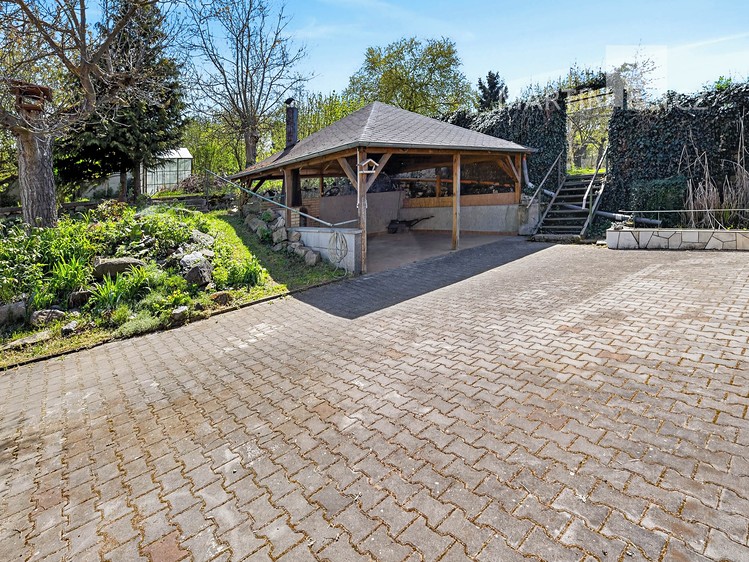 Prodej domu, 326 m² (76 z 92)